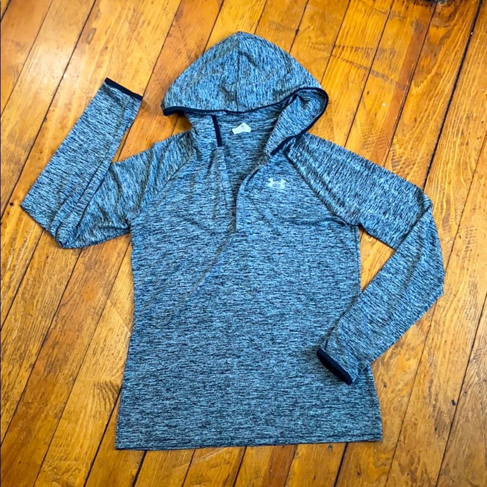 Light weight under armour top